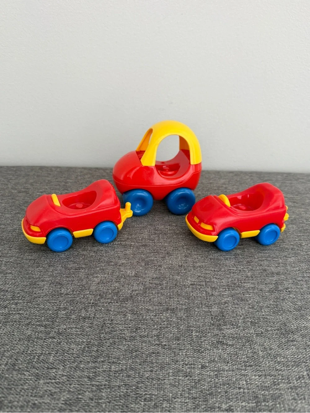 Little Tikes Dollhouse Red Mini Cozy Coupe Car & 2 Single Seat Cars Lot of 3